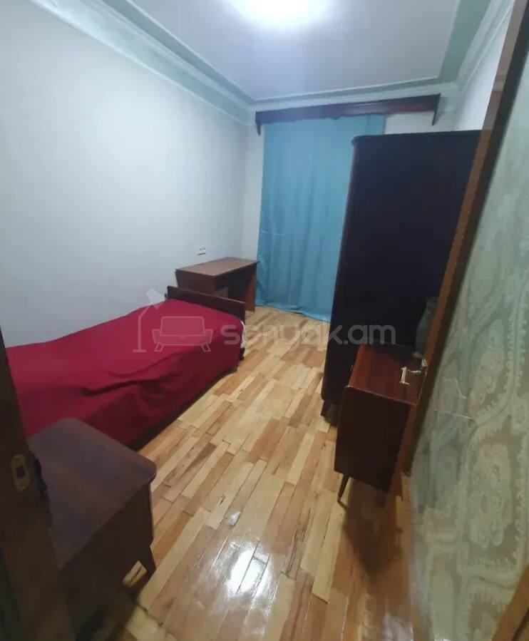 3 Սենյականոց Բնակարան Քարե Շենքում, 90քմ, 3/5 հարկ, Կոսմետիկ Վերանորոգված, Կահավորված