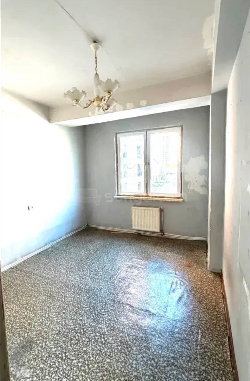 3 Սենյականոց Բնակարան, 75քմ, 4/14 հարկ, Պետական Վիճակում