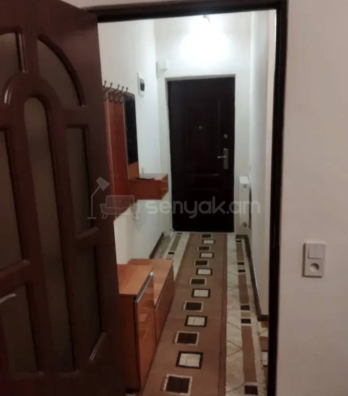 2 Սենյականոց Բնակարան Քարե Շենքում, 55քմ, 4/4 հարկ, Կապիտալ Վերանորոգված, Կահավորված