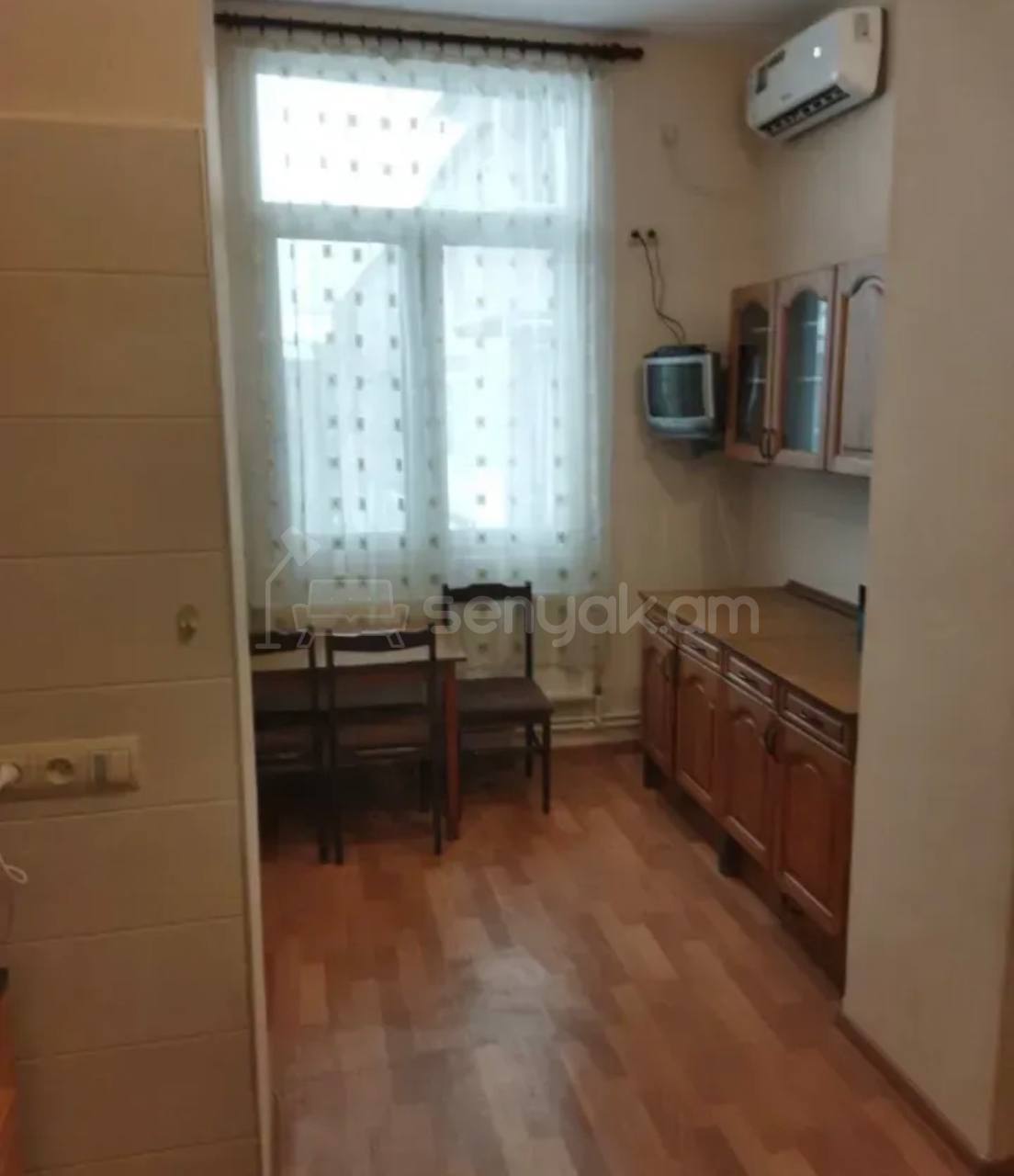 2 Սենյականոց Բնակարան Քարե Շենքում, 55քմ, 4/4 հարկ, Կապիտալ Վերանորոգված, Կահավորված