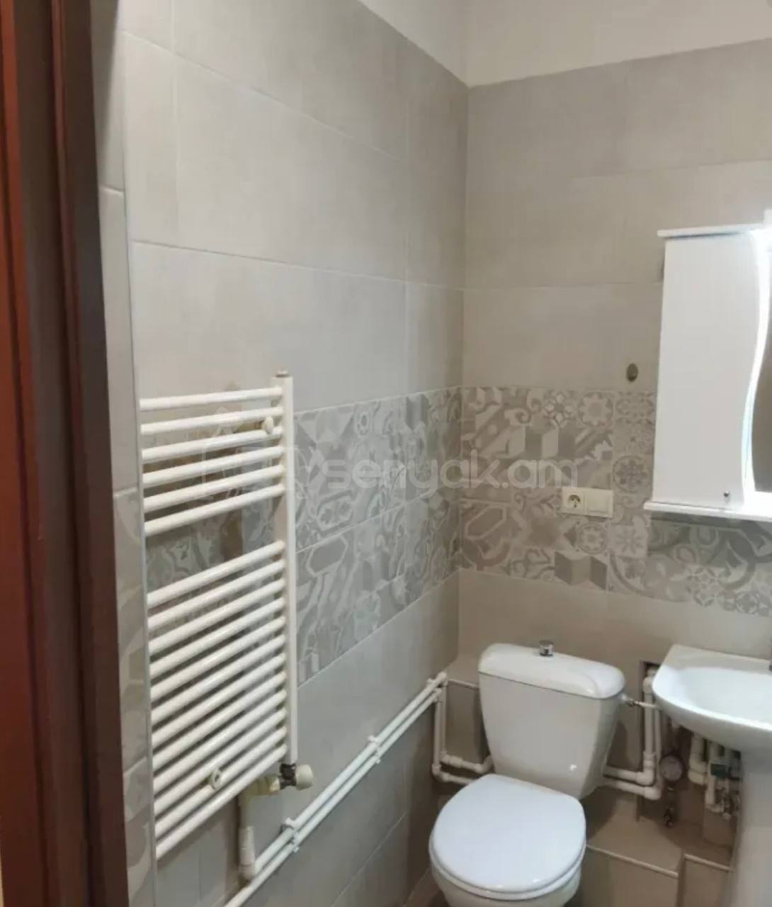 2 Սենյականոց Բնակարան Քարե Շենքում, 55քմ, 4/4 հարկ, Կապիտալ Վերանորոգված, Կահավորված, Արևկող