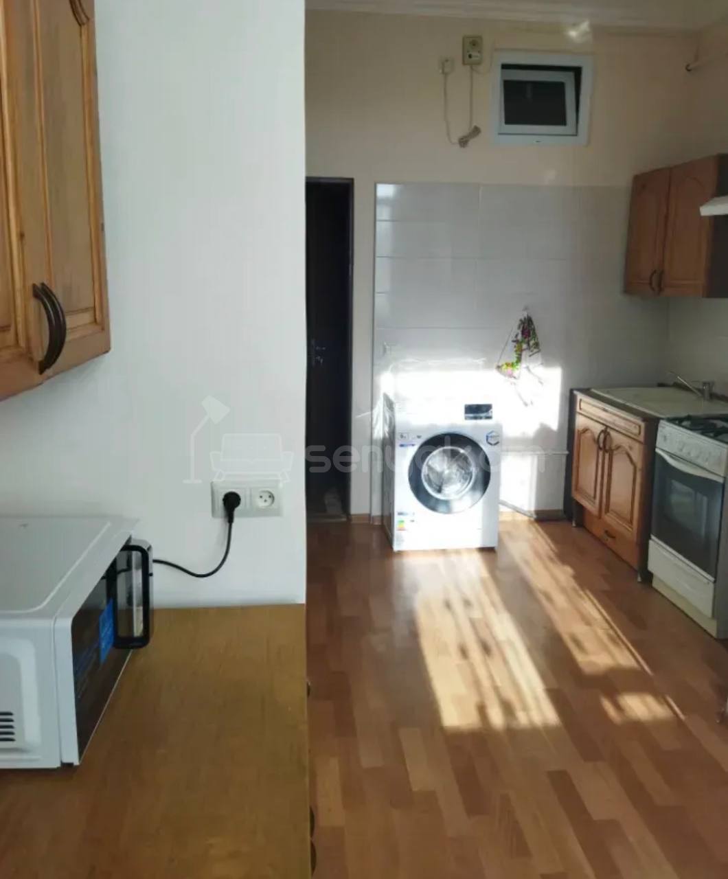 2 Սենյականոց Բնակարան Քարե Շենքում, 55քմ, 4/4 հարկ, Կապիտալ Վերանորոգված, Կահավորված, Արևկող