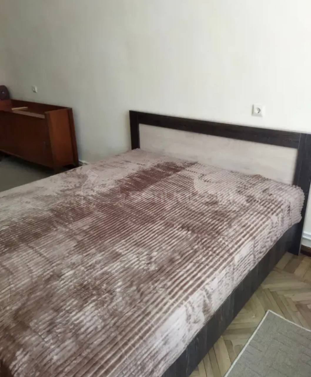 2 Սենյականոց Բնակարան Քարե Շենքում, 55քմ, 4/4 հարկ, Կապիտալ Վերանորոգված, Կահավորված, Արևկող