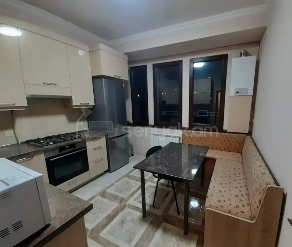 4 Սենյականոց Բնակարան, 97քմ, 8/9 հարկ, Կապիտալ Վերանորոգված, Կահավորված