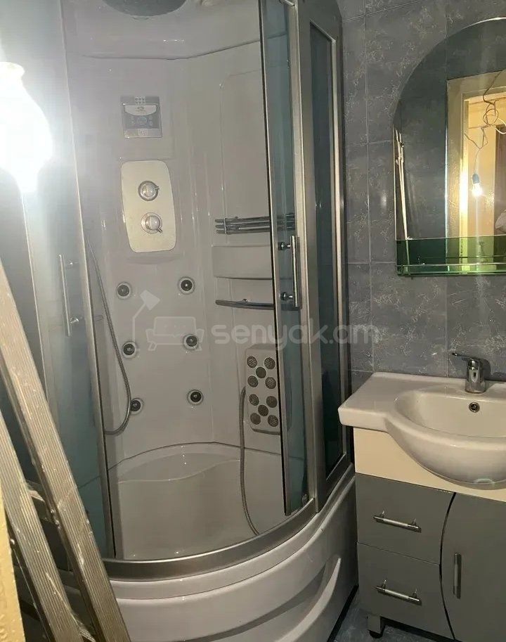 2 Սենյականոց Բնակարան, 74քմ, 5/9 հարկ, Կոսմետիկ Վերանորոգված