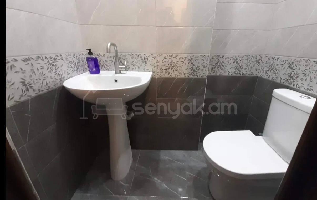 4 Սենյականոց Բնակարան, 97քմ, 8/9 հարկ, Կապիտալ Վերանորոգված, Կահավորված, Արևկող