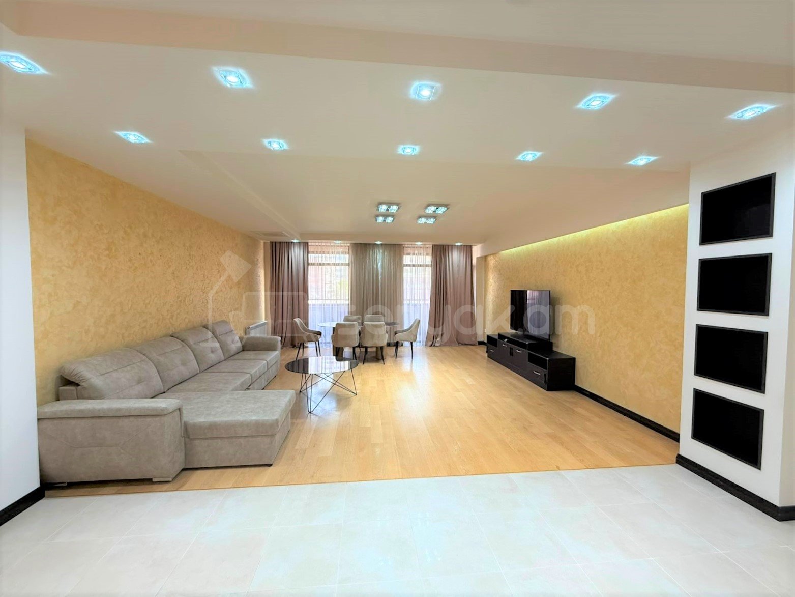 4 Սենյականոց Բնակարան Նորակառույցում, 170քմ, 8/10 հարկ, Դիզայներական Վերանորոգված, Կահավորված, Արևկող
