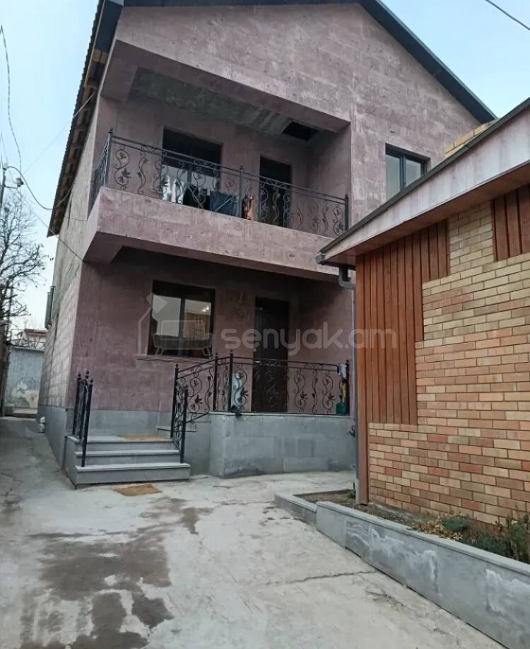 8 Սենյականոց Շքեղ Առանձնատուն, 300քմ