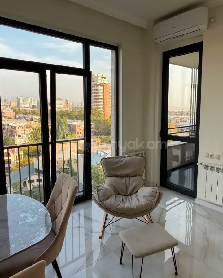 3 Սենյականոց Բնակարան, 90քմ, 3/4 հարկ, Կապիտալ Վերանորոգված, Կահավորված, Արևկող