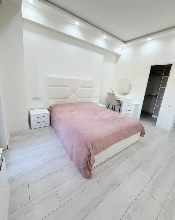 3 Սենյականոց Բնակարան, 90քմ, 3/4 հարկ, Կապիտալ Վերանորոգված, Կահավորված, Արևկող