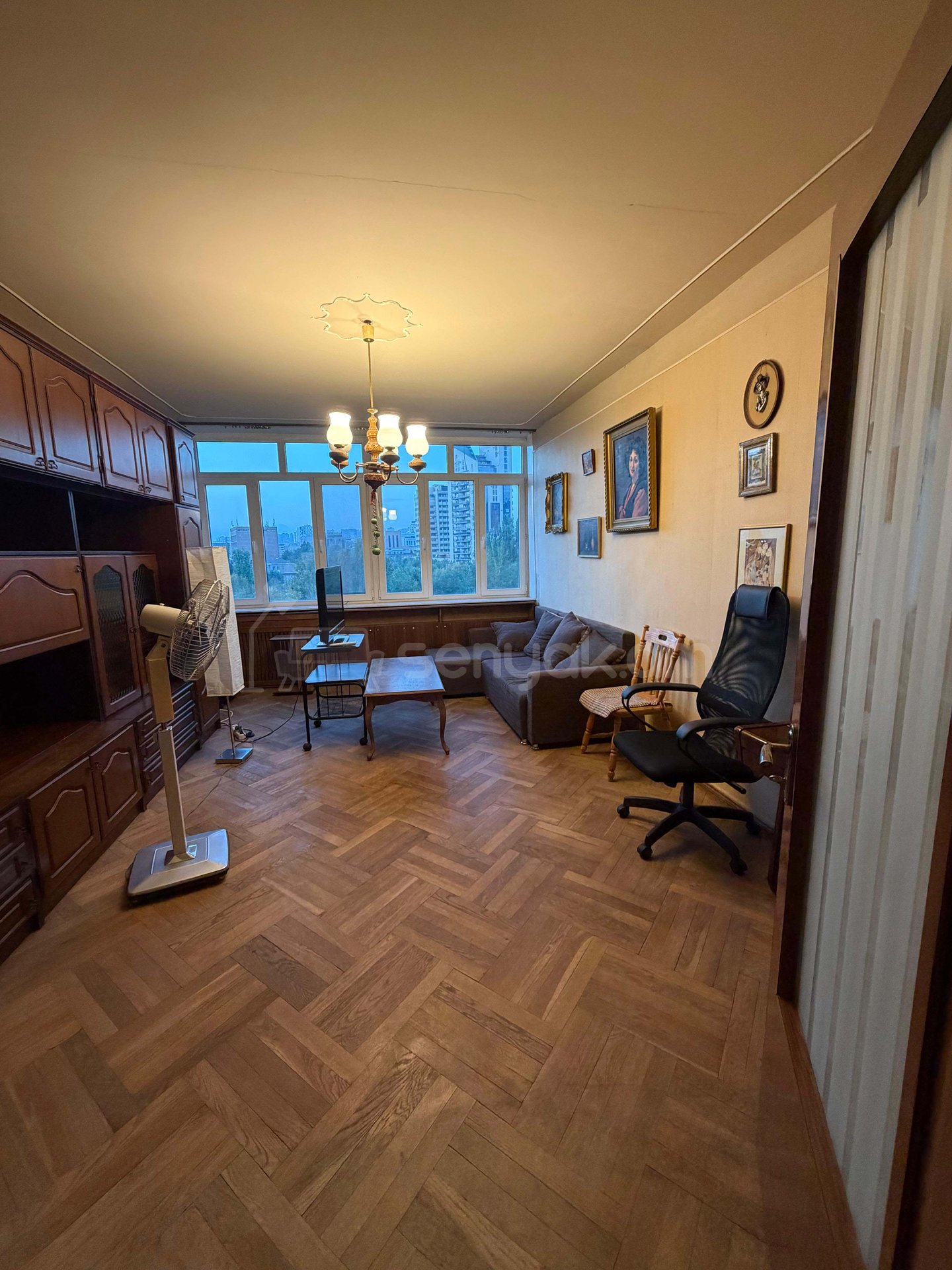 3 Սենյականոց Բնակարան, 101քմ, 6/10 հարկ, Պետական Վիճակում