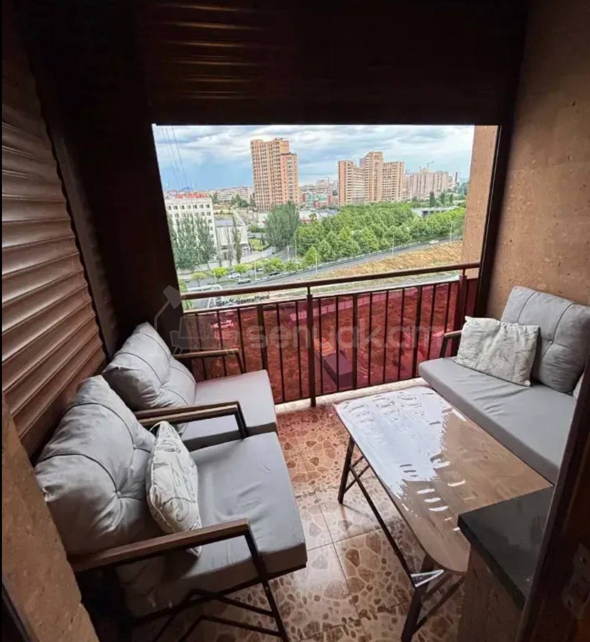 3 Սենյականոց Բնակարան Նորակառույցում, 82քմ, 9/14 հարկ, Կապիտալ Վերանորոգված, Կահավորված, Արևկող