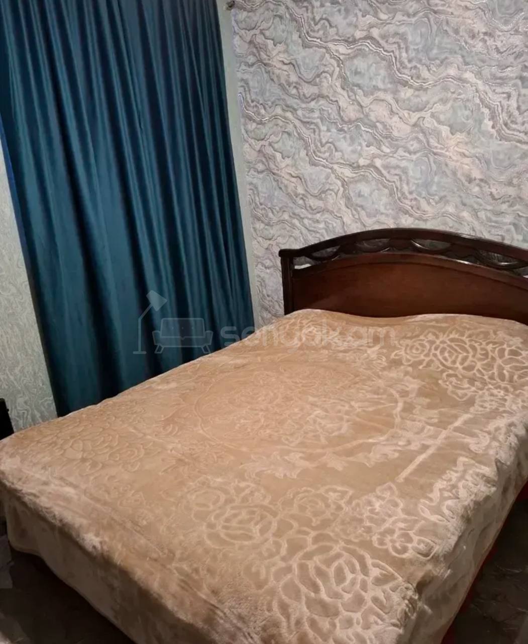 4 Սենյականոց Բնակարան Քարե Շենքում, 101քմ, 1/5 հարկ, Կապիտալ Վերանորոգված