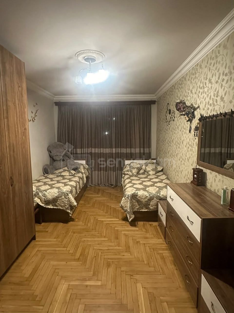3 Սենյականոց Բնակարան Քարե Շենքում, 74քմ, 3/4 հարկ, Կոսմետիկ Վերանորոգված, Կահավորված