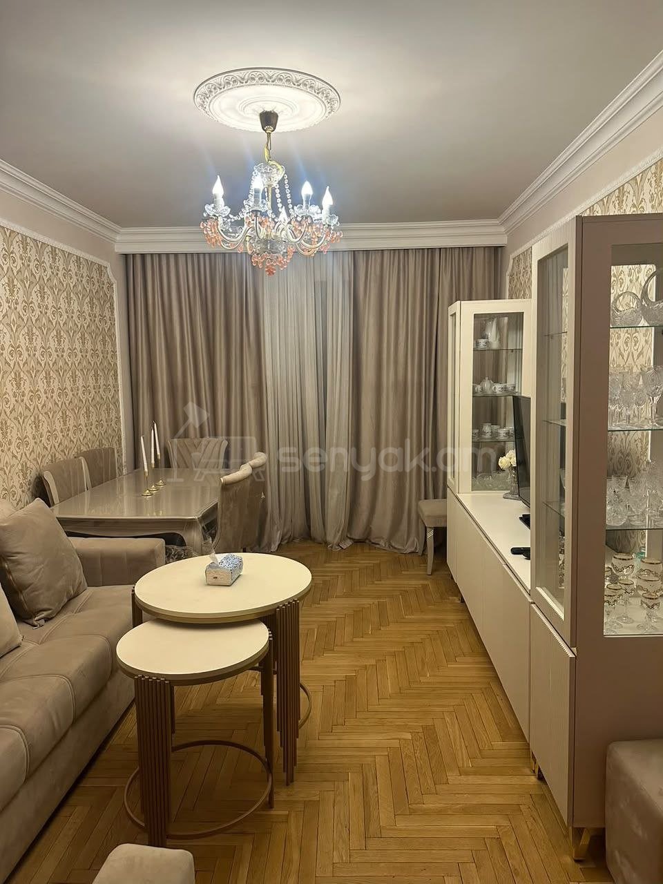 3 Սենյականոց Բնակարան Քարե Շենքում, 74քմ, 3/4 հարկ, Կոսմետիկ Վերանորոգված, Կահավորված