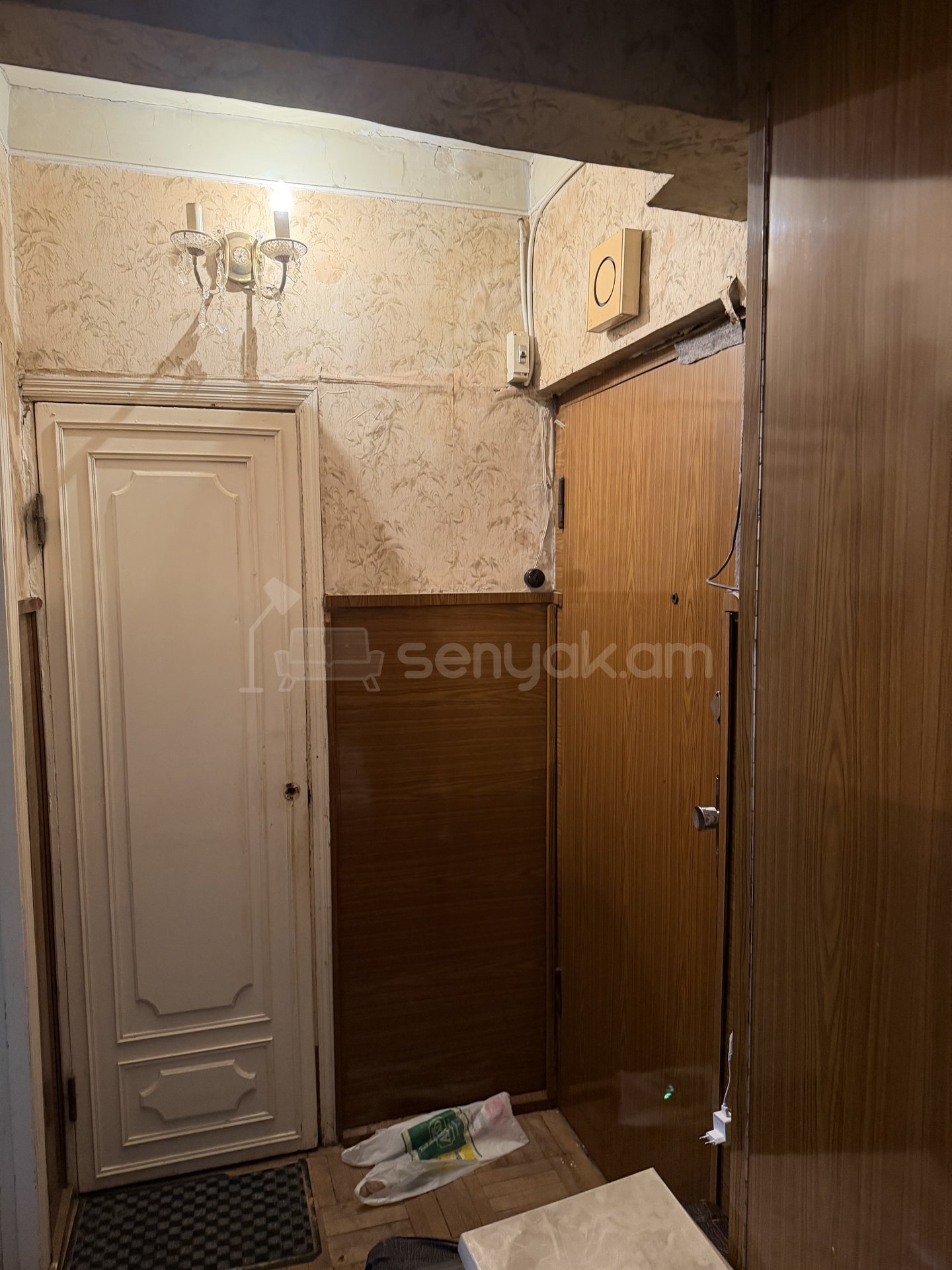 2 Սենյականոց Բնակարան, 49քմ, 3/13 հարկ, Պետական Վիճակում, Կահավորված