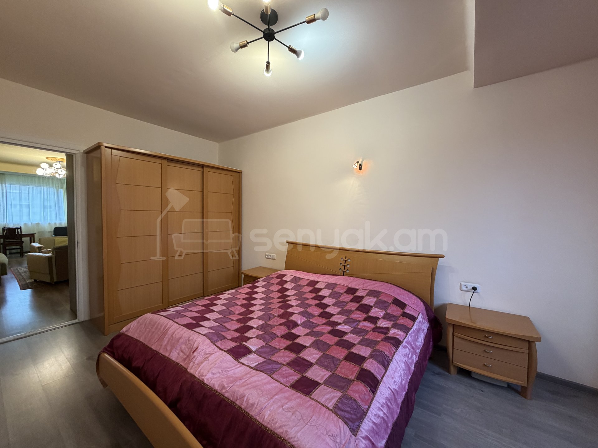 3 Սենյականոց Բնակարան, 90քմ, 7/9 հարկ, Կապիտալ Վերանորոգված, Կահավորված, Արևկող