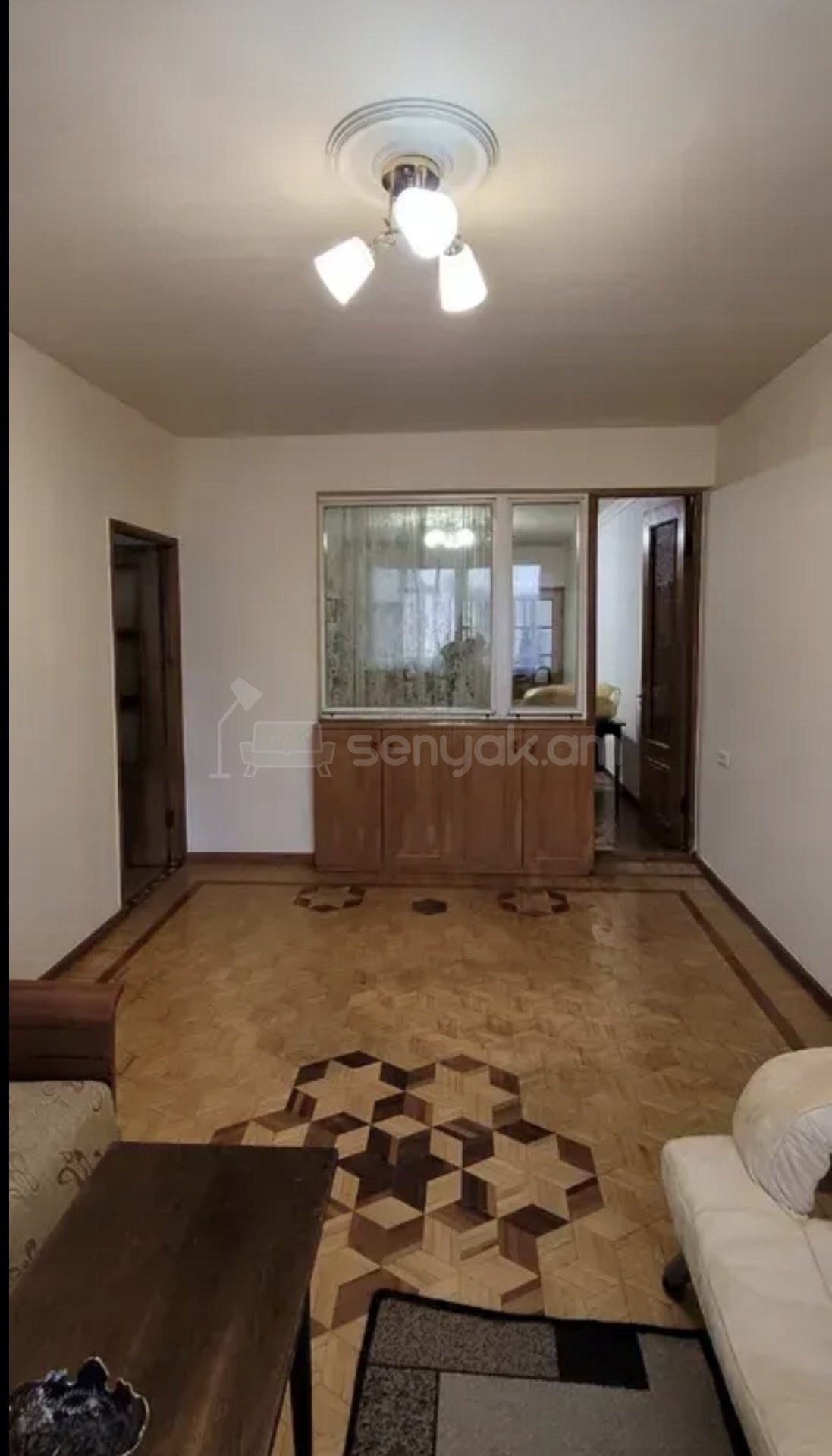 4 Սենյականոց Բնակարան Քարե Շենքում, 109քմ, 3/5 հարկ, Կոսմետիկ Վերանորոգված