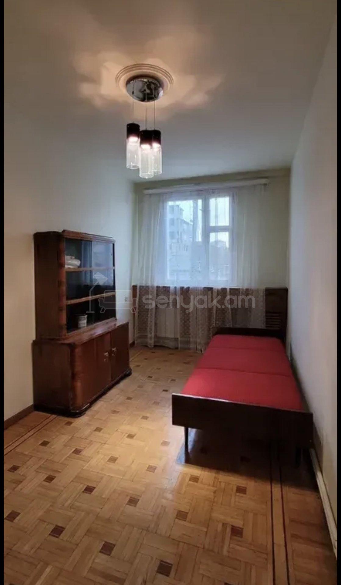 4 Սենյականոց Բնակարան Քարե Շենքում, 109քմ, 3/5 հարկ, Կոսմետիկ Վերանորոգված