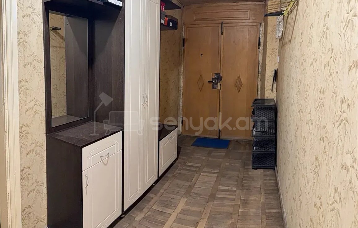 2 Սենյականոց Բնակարան Քարե Շենքում, 80քմ, 4/4 հարկ, Պետական Վիճակում