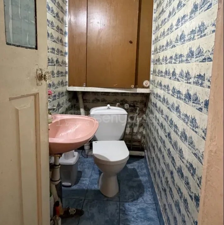 2 Սենյականոց Բնակարան Քարե Շենքում, 80քմ, 4/4 հարկ, Պետական Վիճակում