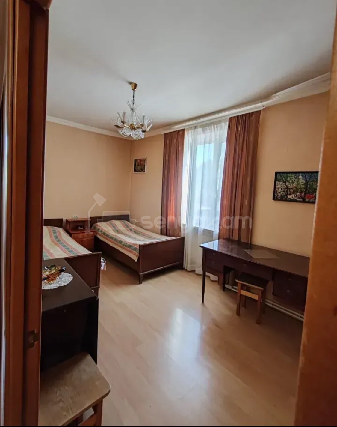 2 Սենյականոց Բնակարան Քարե Շենքում, 76քմ, 3/5 հարկ, Նորմալ Վիճակում