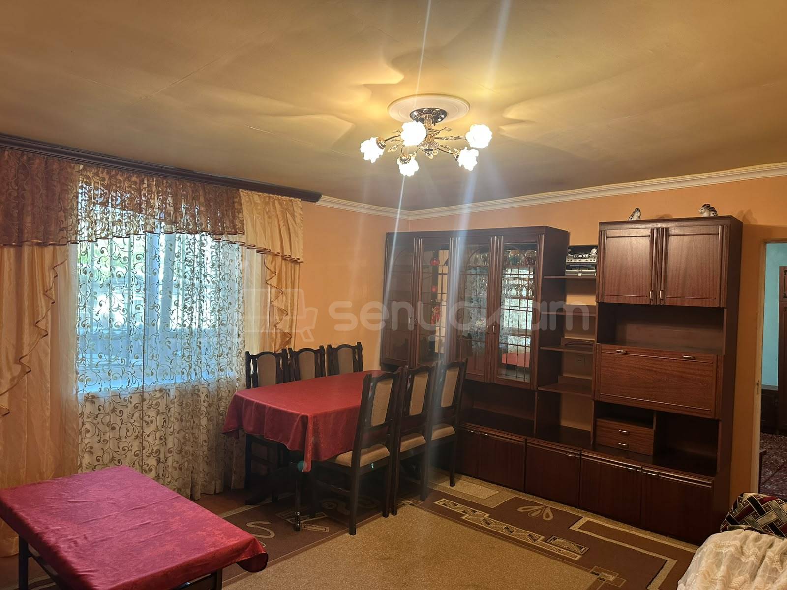 2 Սենյականոց Բնակարան Քարե Շենքում, 67քմ, 1/1 հարկ, Նորմալ Վիճակում, Կահավորված