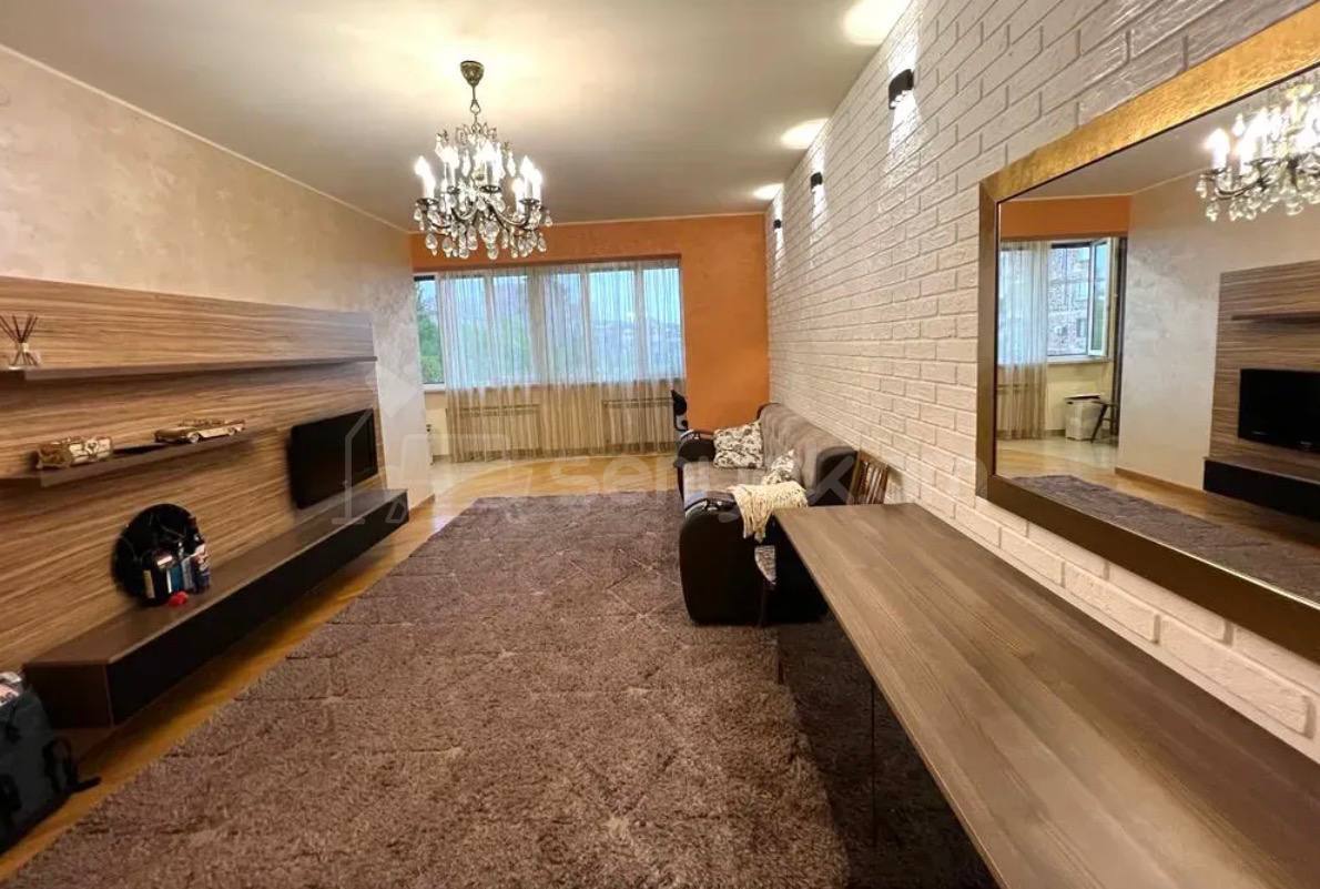 3 Սենյականոց Բնակարան, 78քմ, 5/9 հարկ, Կապիտալ Վերանորոգված, Կահավորված