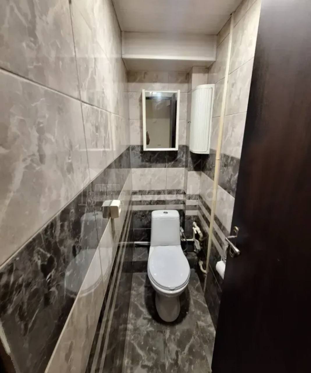 3 Սենյականոց Բնակարան Քարե Շենքում, 53քմ, 3/5 հարկ, Կապիտալ Վերանորոգված, Կահավորված