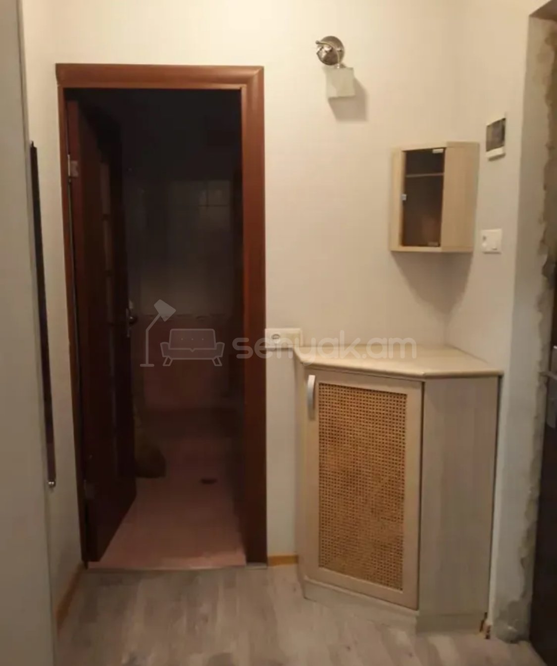 2 Սենյականոց Բնակարան, 48քմ, 9/9 հարկ, Կապիտալ Վերանորոգված, Կահավորված, Արևկող