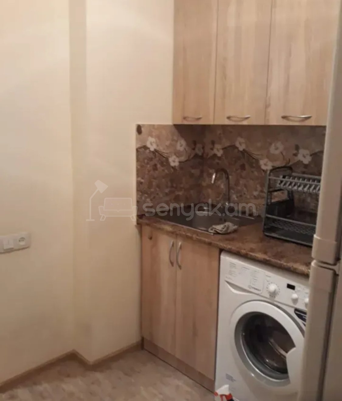 2 Սենյականոց Բնակարան, 48քմ, 9/9 հարկ, Կապիտալ Վերանորոգված, Կահավորված, Արևկող