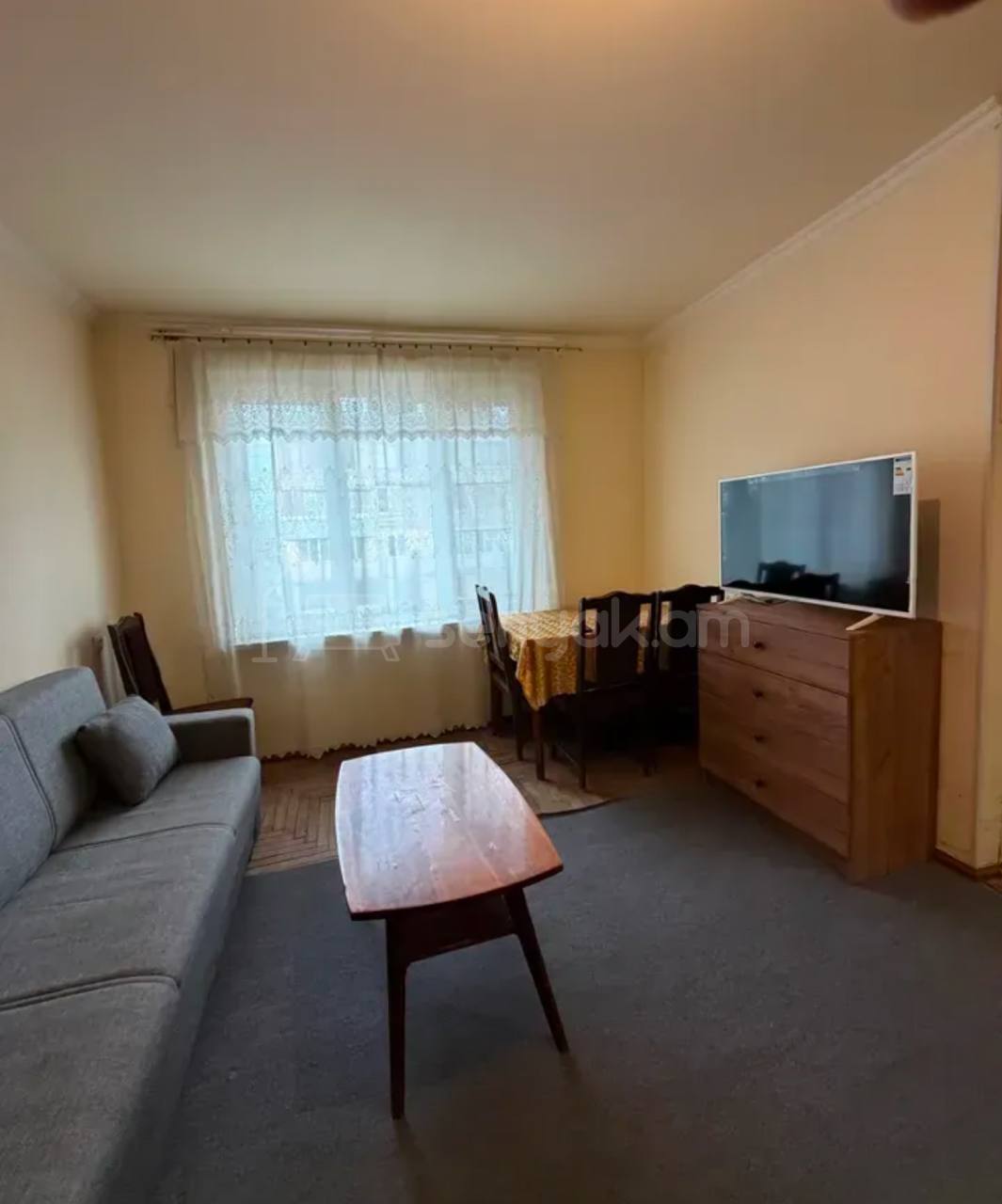 1 Սենյականոց Բնակարան Քարե Շենքում, 30քմ, 2/5 հարկ, Կոսմետիկ Վերանորոգված, Կահավորված
