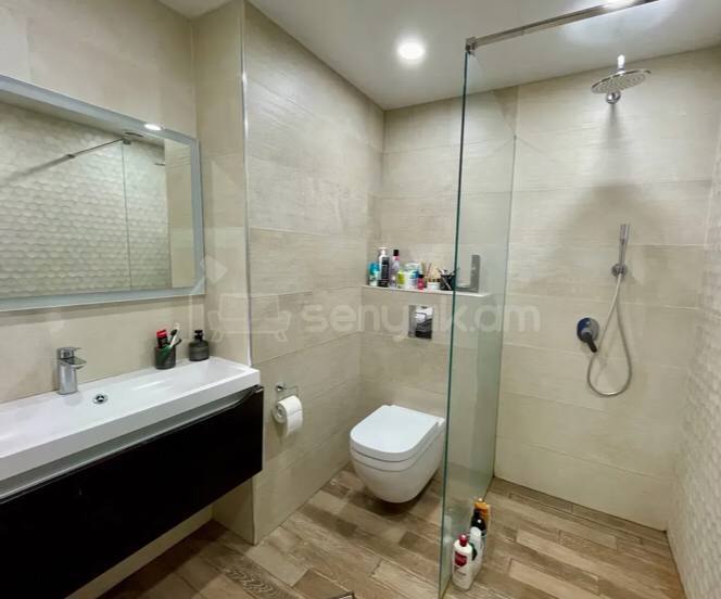 3 Սենյականոց Բնակարան Նորակառույցում, 100քմ, 8/13 հարկ, Կապիտալ Վերանորոգված, Կահավորված