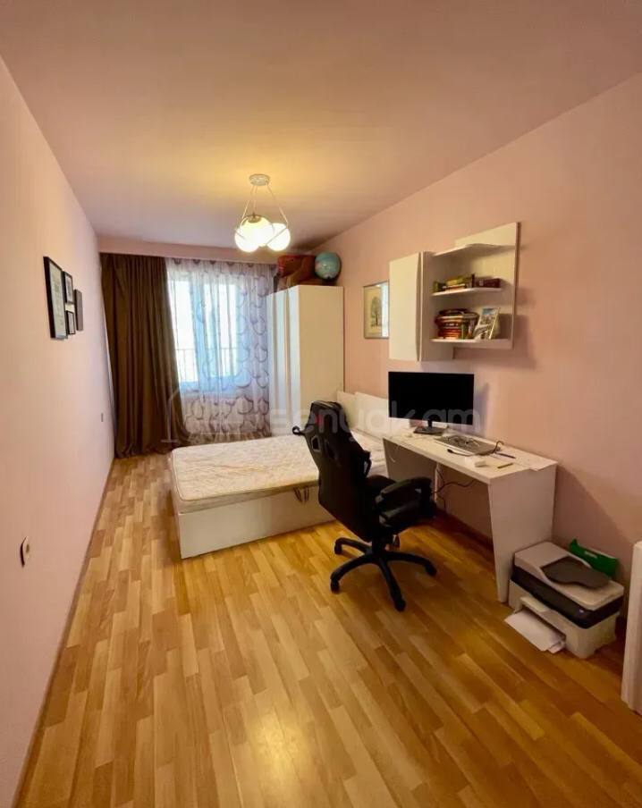 3 Սենյականոց Բնակարան Նորակառույցում, 100քմ, 8/13 հարկ, Կապիտալ Վերանորոգված, Կահավորված