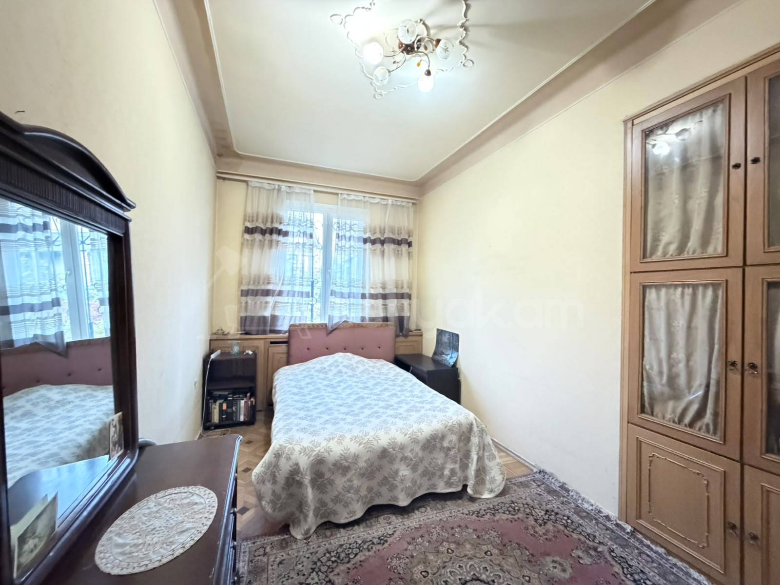 3 Սենյականոց Բնակարան Քարե Շենքում, 100քմ, 2/2 հարկ, Կապիտալ Վերանորոգված, Կահավորված, Արևկող