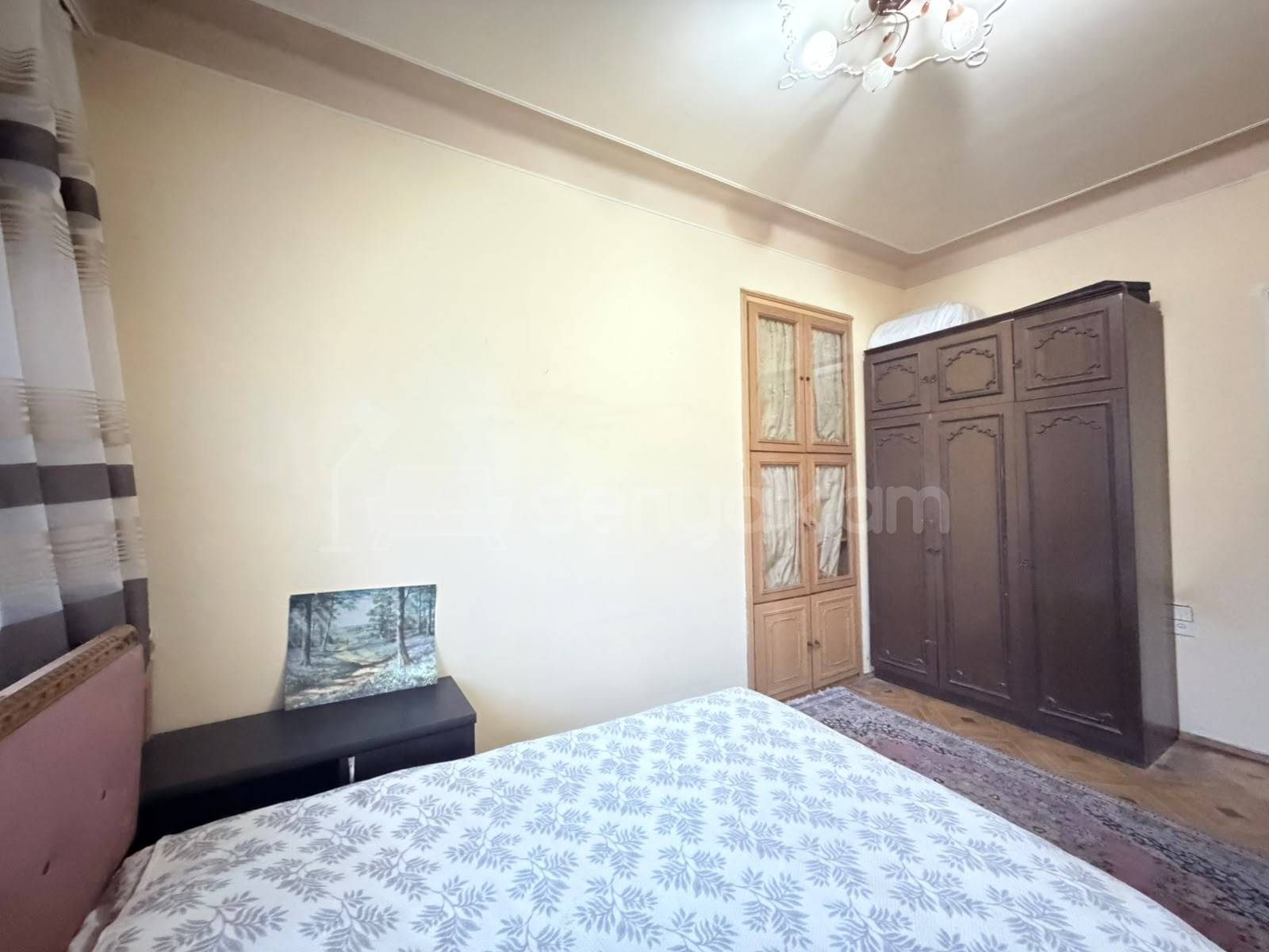 3 Սենյականոց Բնակարան Քարե Շենքում, 100քմ, 2/2 հարկ, Կապիտալ Վերանորոգված, Կահավորված, Արևկող