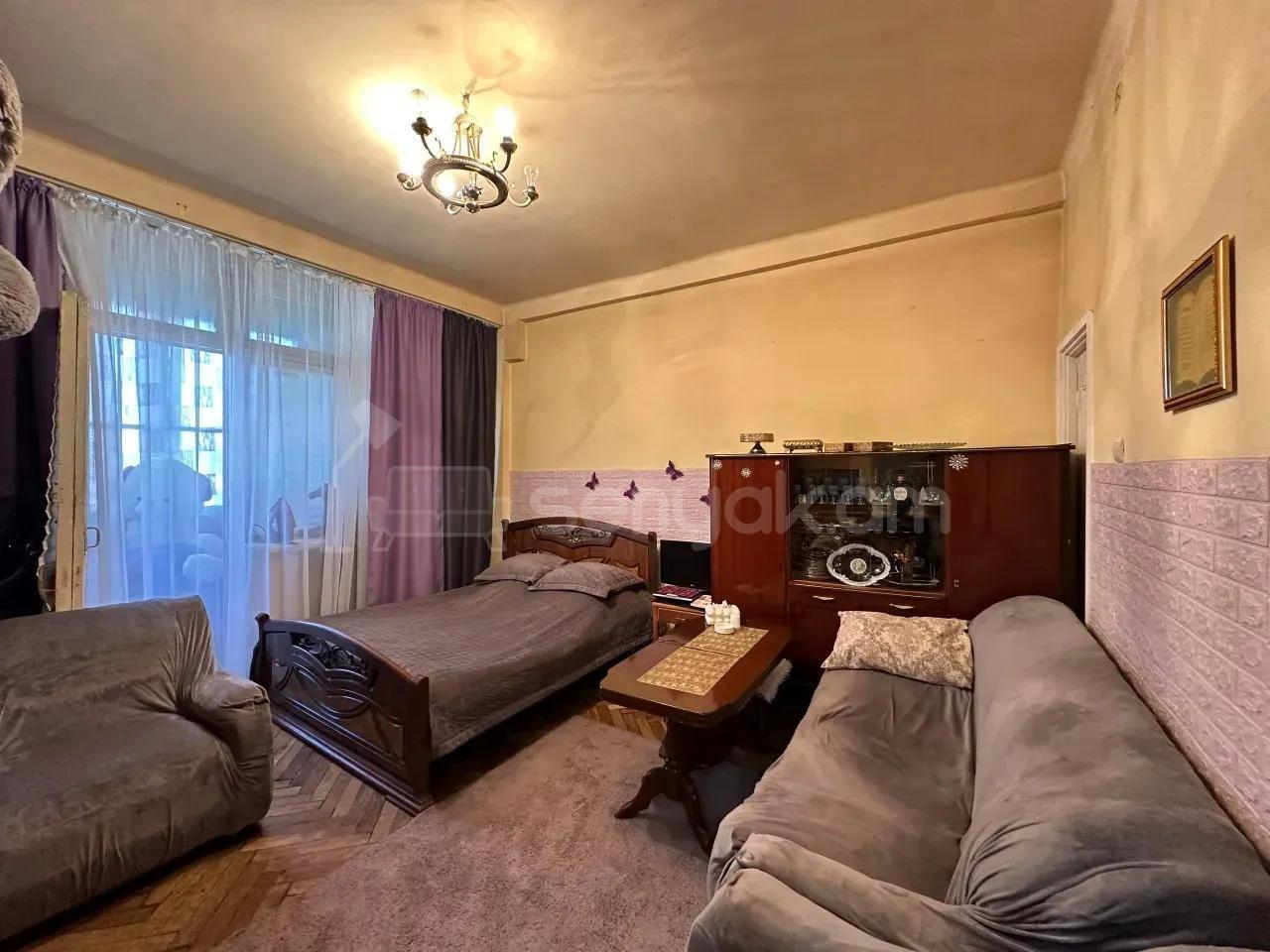1 Սենյականոց Բնակարան, 44քմ, 9/9 հարկ, Պետական Վիճակում