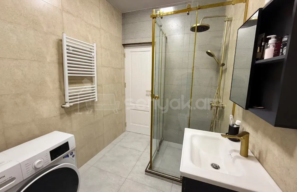 2 Սենյականոց Բնակարան Նորակառույցում, 45քմ, 5/8 հարկ, Դիզայներական Վերանորոգված
