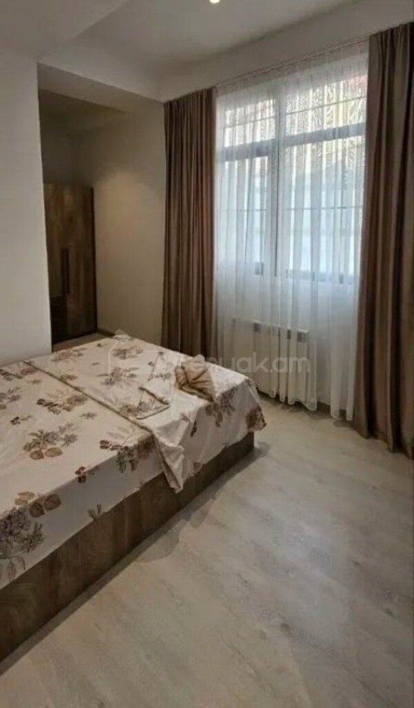 3 Սենյականոց Բնակարան Նորակառույցում, 70քմ, 4/15 հարկ, Կապիտալ Վերանորոգված, Կահավորված, Արևկող