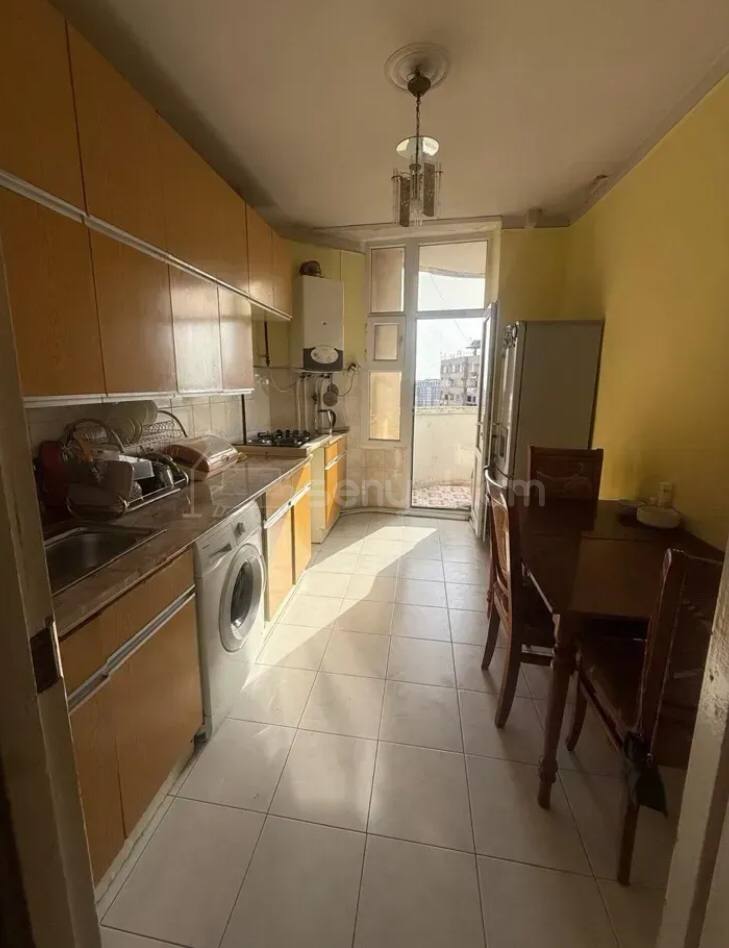 3 Սենյականոց Բնակարան, 79քմ, 11/16 հարկ, Նորմալ Վիճակում