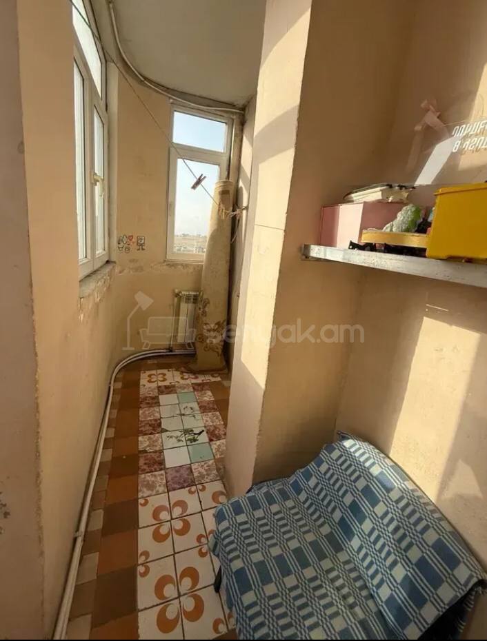 3 Սենյականոց Բնակարան, 79քմ, 11/16 հարկ, Նորմալ Վիճակում