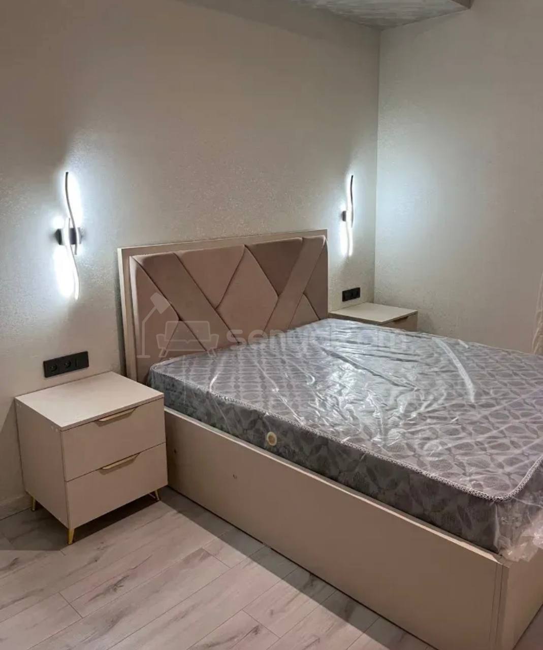 2 Սենյականոց Բնակարան Նորակառույցում, 44քմ, 3/14 հարկ, Կապիտալ Վերանորոգված, Կահավորված, Արևկող