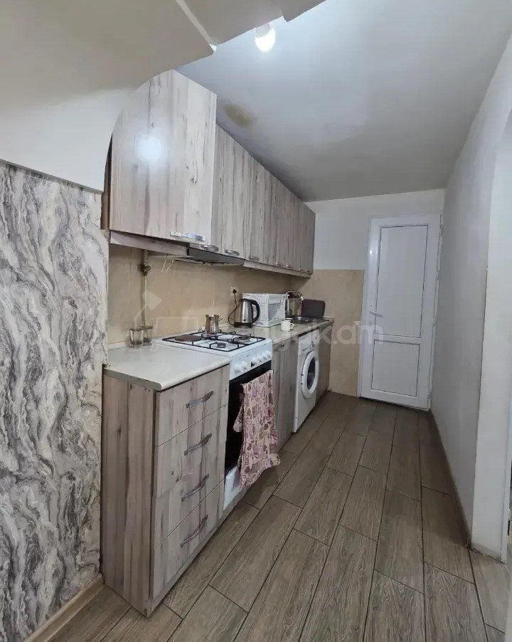 3 Սենյականոց Բնակարան, 63քմ, 1/4 հարկ, Կապիտալ Վերանորոգված