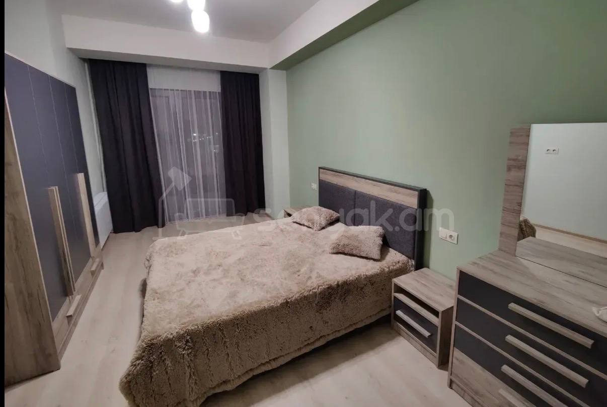 4 Սենյականոց Բնակարան Նորակառույցում, 120քմ, 5/13 հարկ, Կապիտալ Վերանորոգված