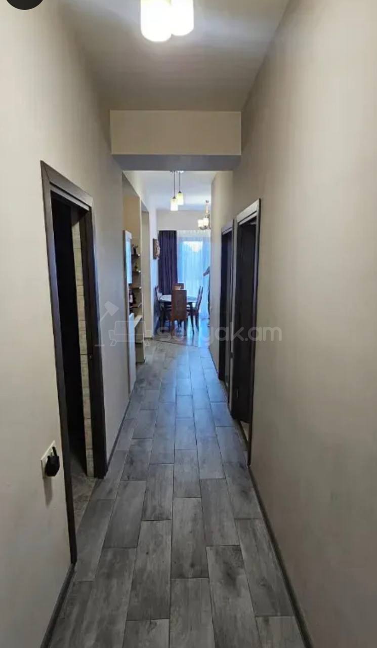 4 Սենյականոց Բնակարան Նորակառույցում, 120քմ, 5/13 հարկ, Կապիտալ Վերանորոգված