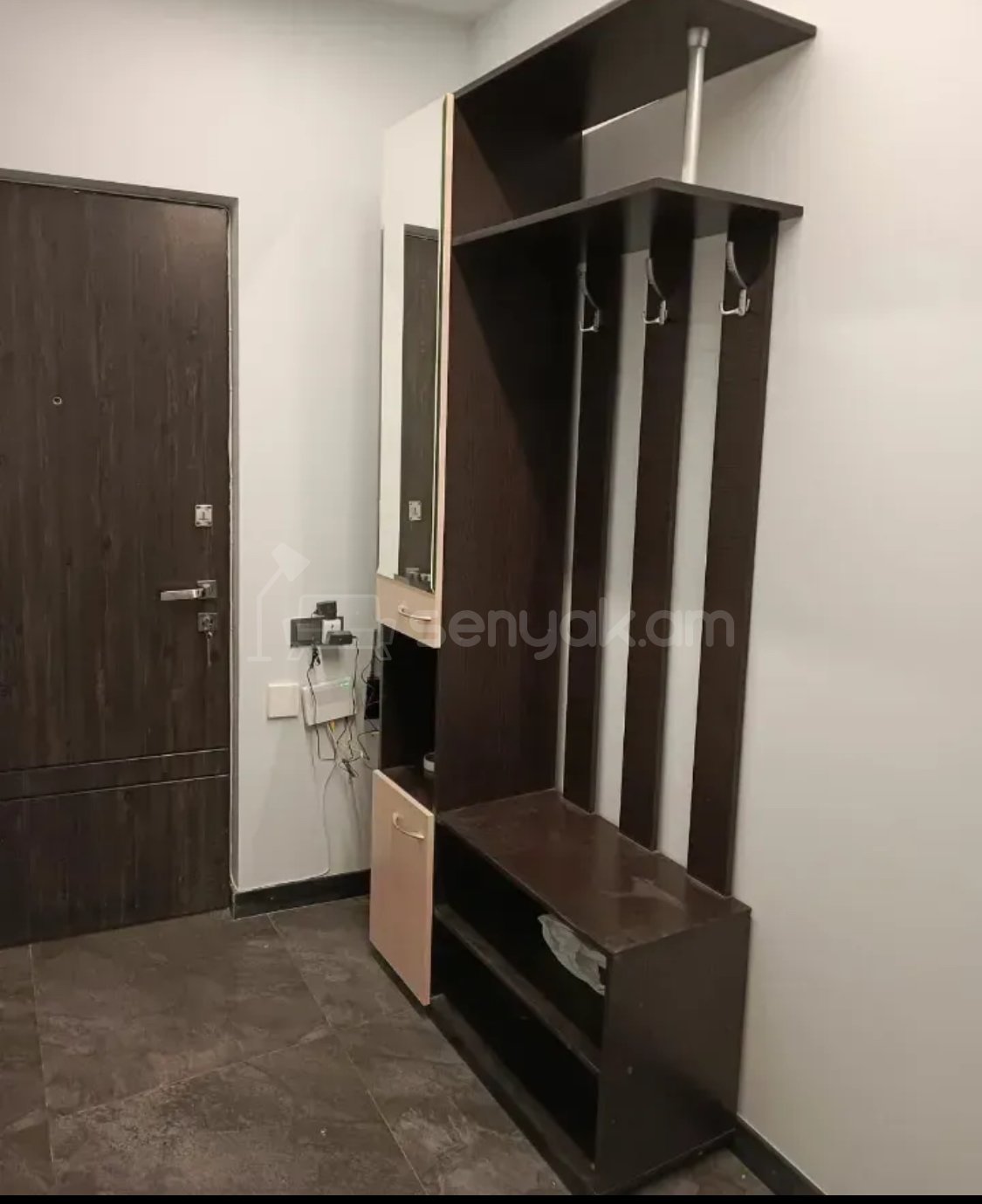3 Սենյականոց Բնակարան Նորակառույցում, 72քմ, 3/5 հարկ, Կապիտալ Վերանորոգված