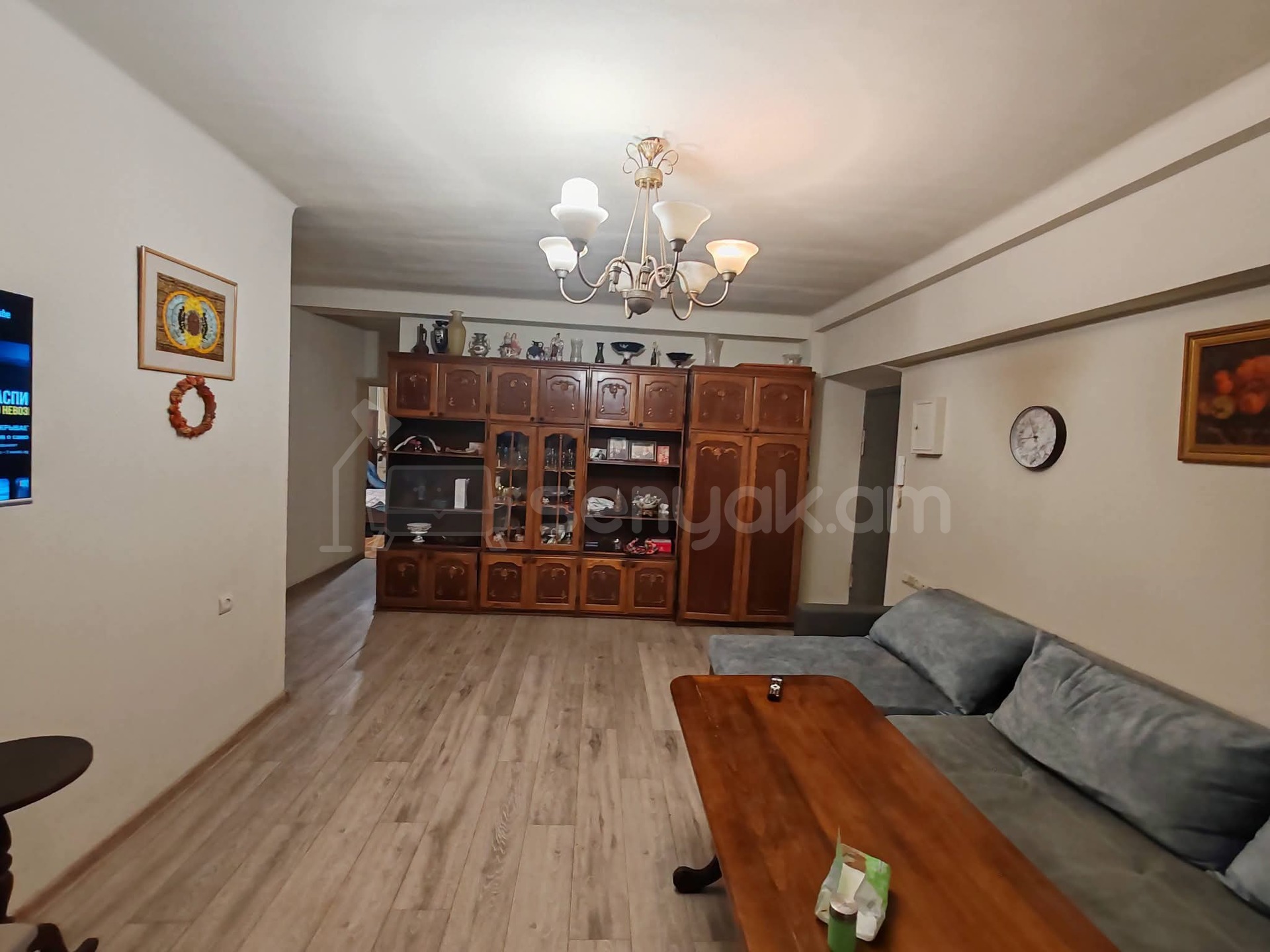 4 Սենյականոց Բնակարան, 80քմ, 5/7 հարկ, Նորմալ Վիճակում, Կահավորված, Արևկող