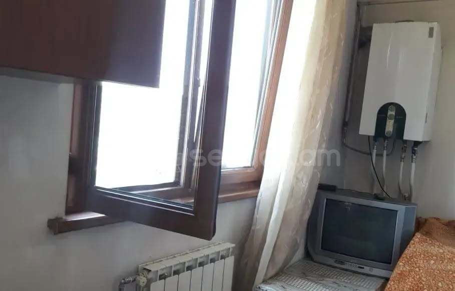1 Սենյականոց Բնակարան, 42քմ, 7/9 հարկ, Պետական Վիճակում