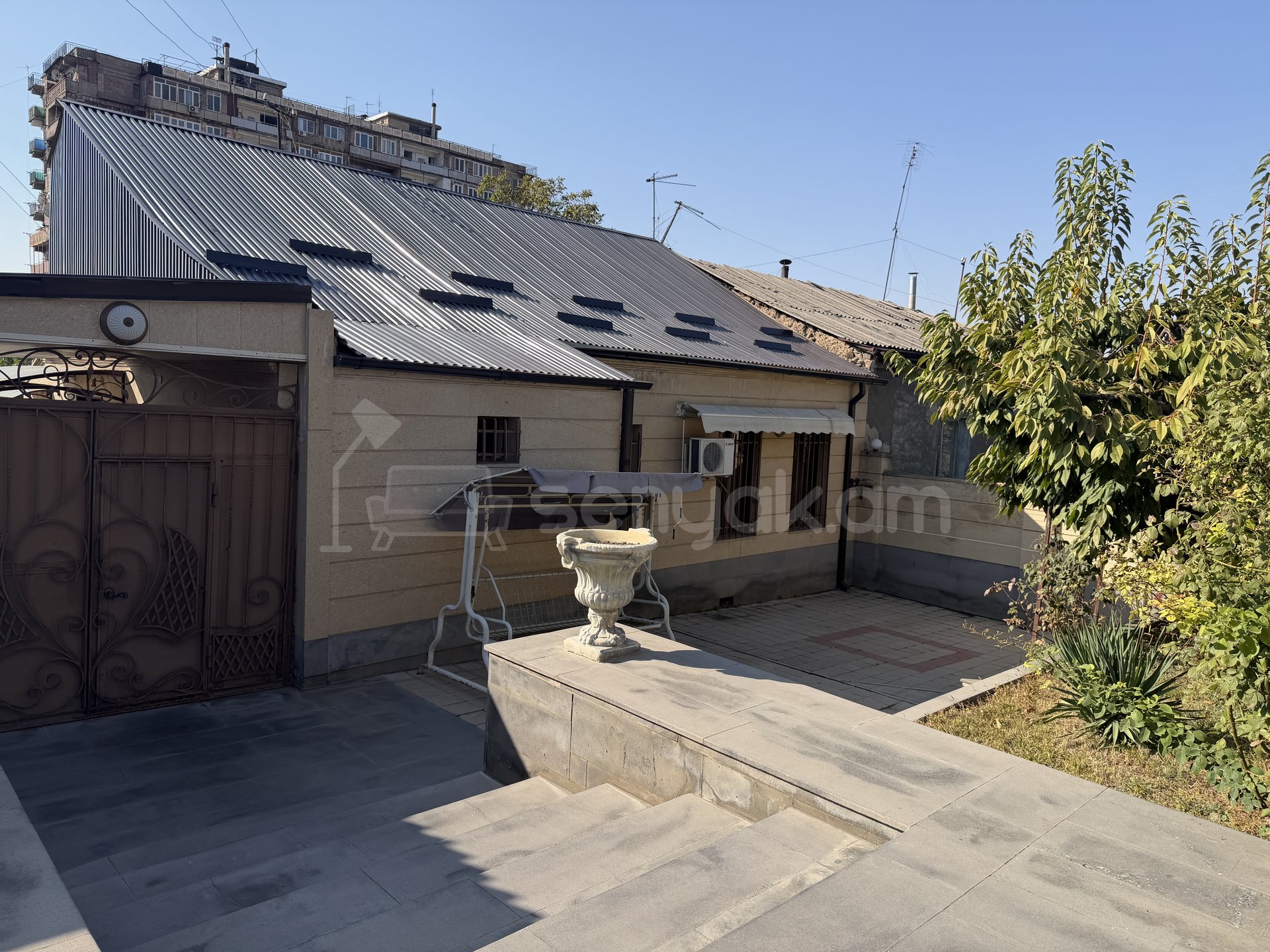 5 Սենյականոց Շքեղ Առանձնատուն, 128քմ, Ավտոտնակով