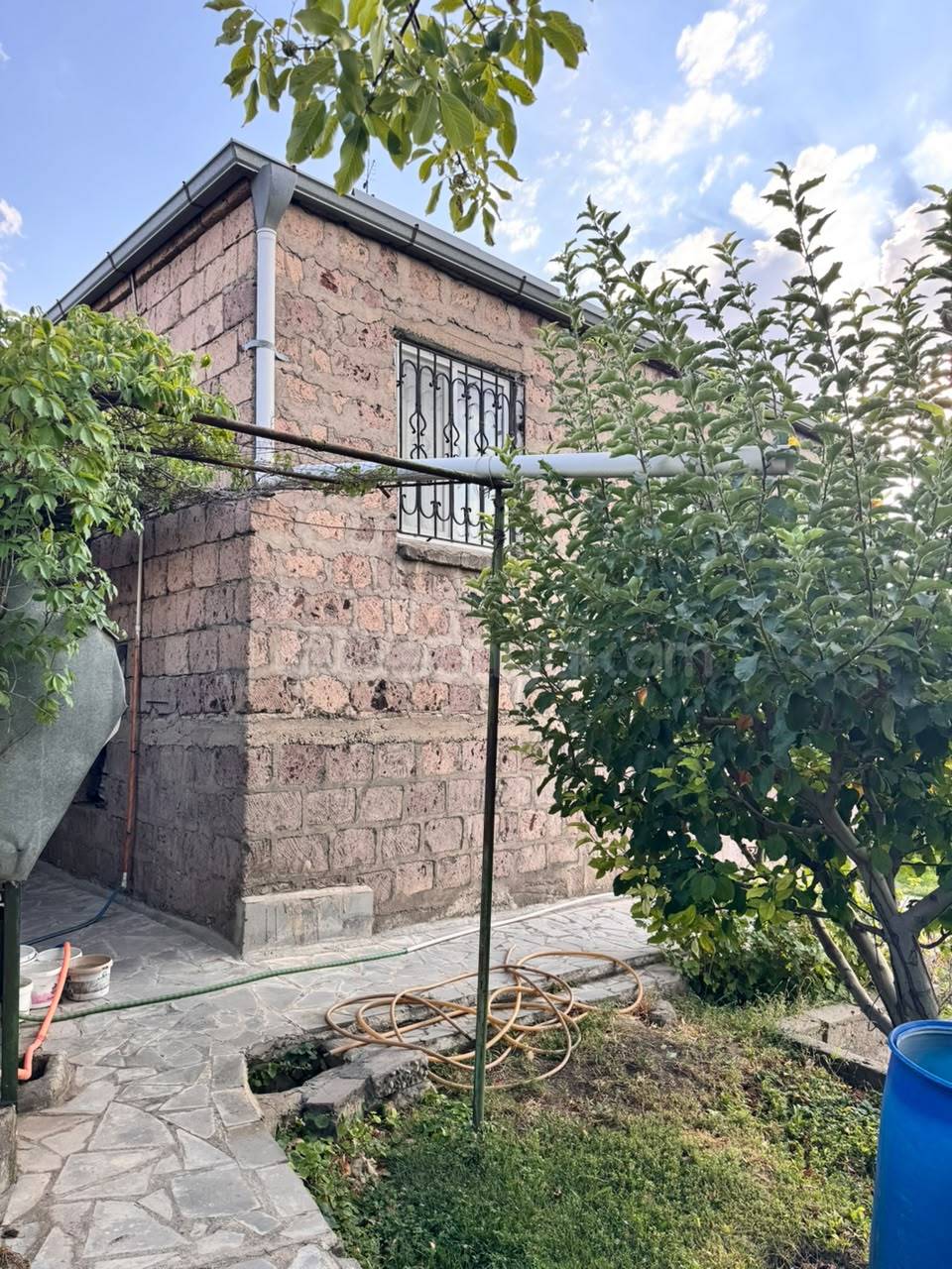 6 Սենյականոց Ամառանոց, 175քմ, Ավտոտնակով